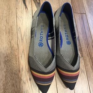 Rothy’s Inverse points 9.5 EUC sold out online